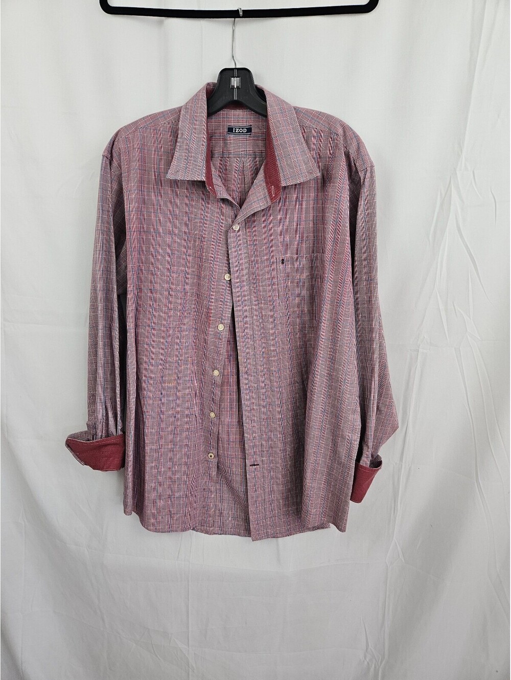Izod Men's Long Sleeve Plaid Button-Up Shirt
